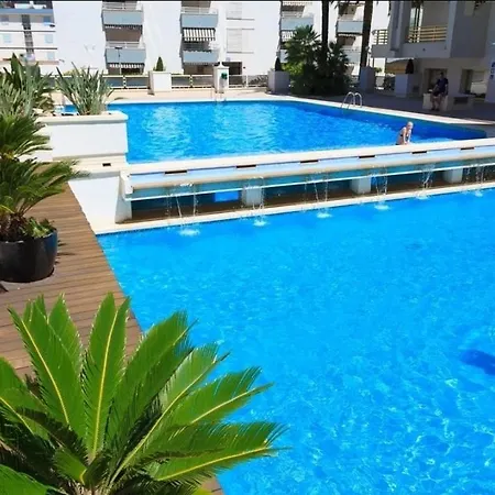 Apto Varias Piscinas Y Salida Directa A La Playa Apartment *